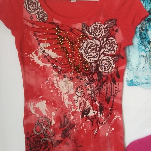 Women's 3 shirt bundle! - Picture 2 of 4